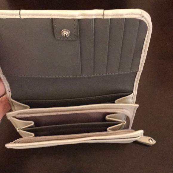 Coach Wallet - Picture 5 of 7